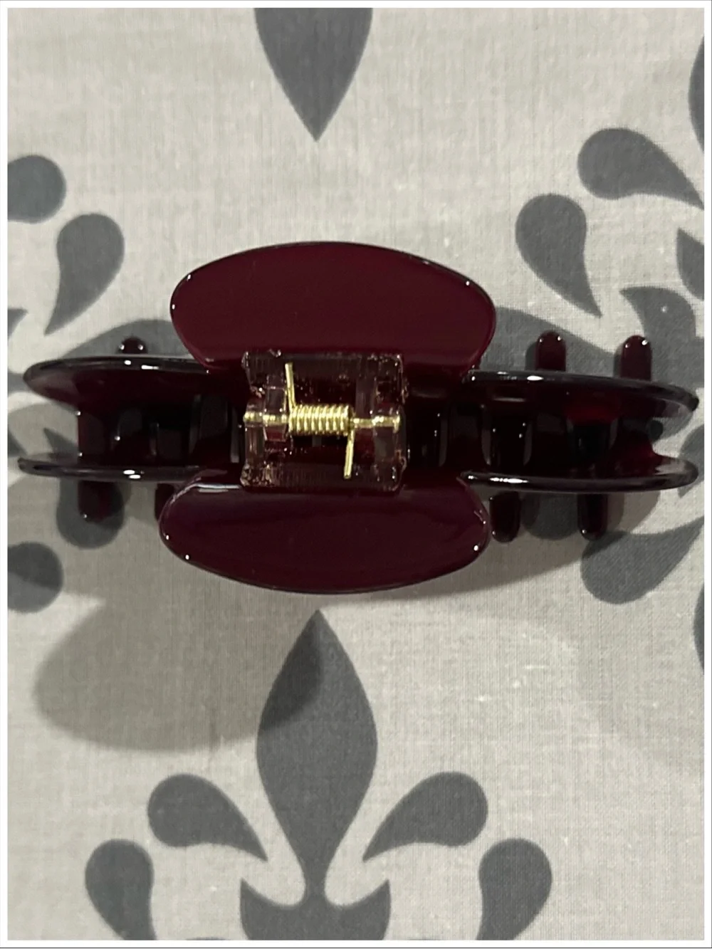 Parke Claw Clip on Holiday Drop Maroon NEW in BAG
